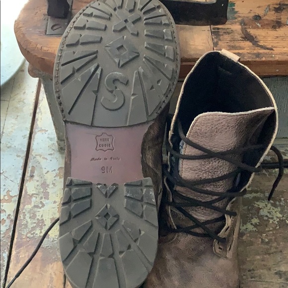 Barney’s NY lace-up Boots - Picture 2 of 9